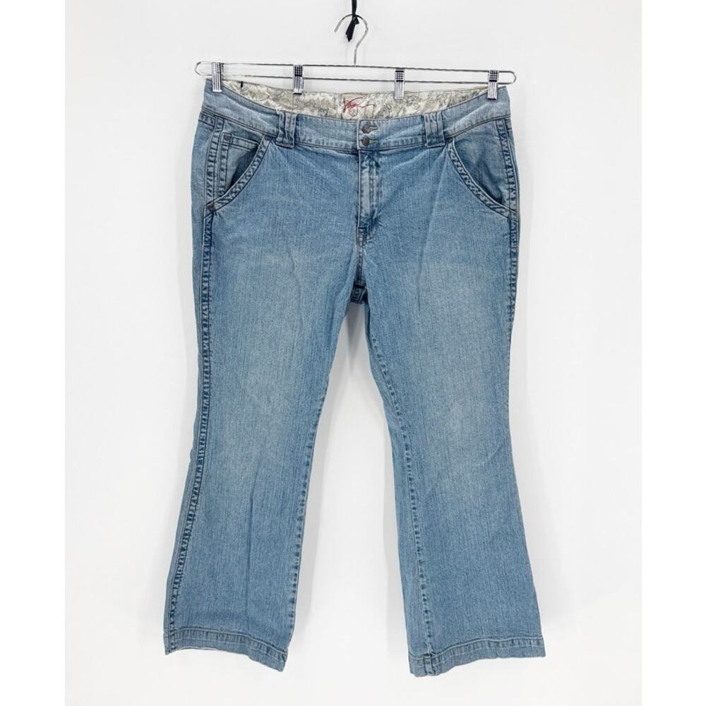 Vintage Venezia True 90s Y2K flared light wash jeans size 22 street wear casual